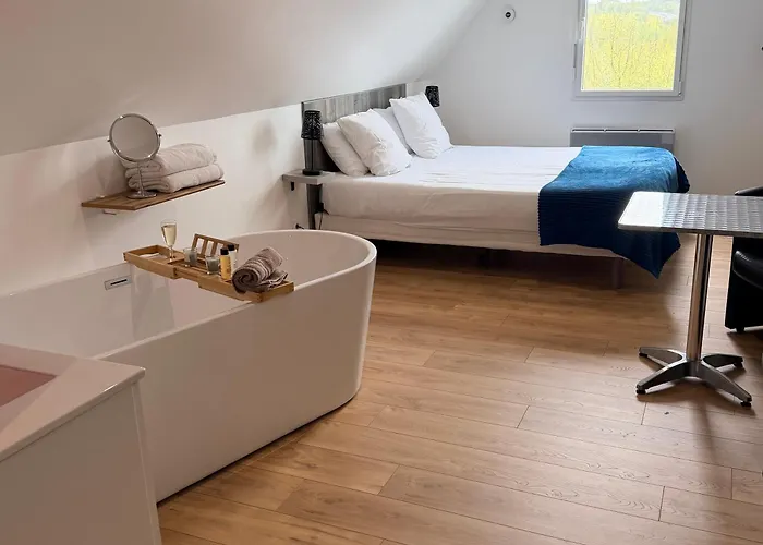 Aux Charmes - Suites Prestige et Petit Déjeuner en chambre - Cote d Opale